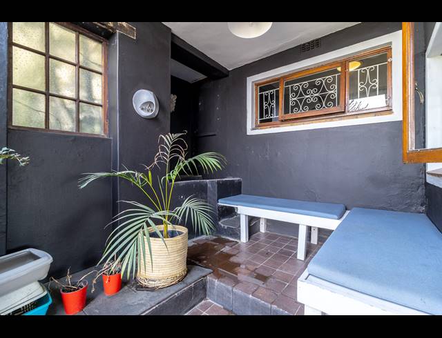 1 BEDROOM APARTMENT TO LET IN GREEN POINT